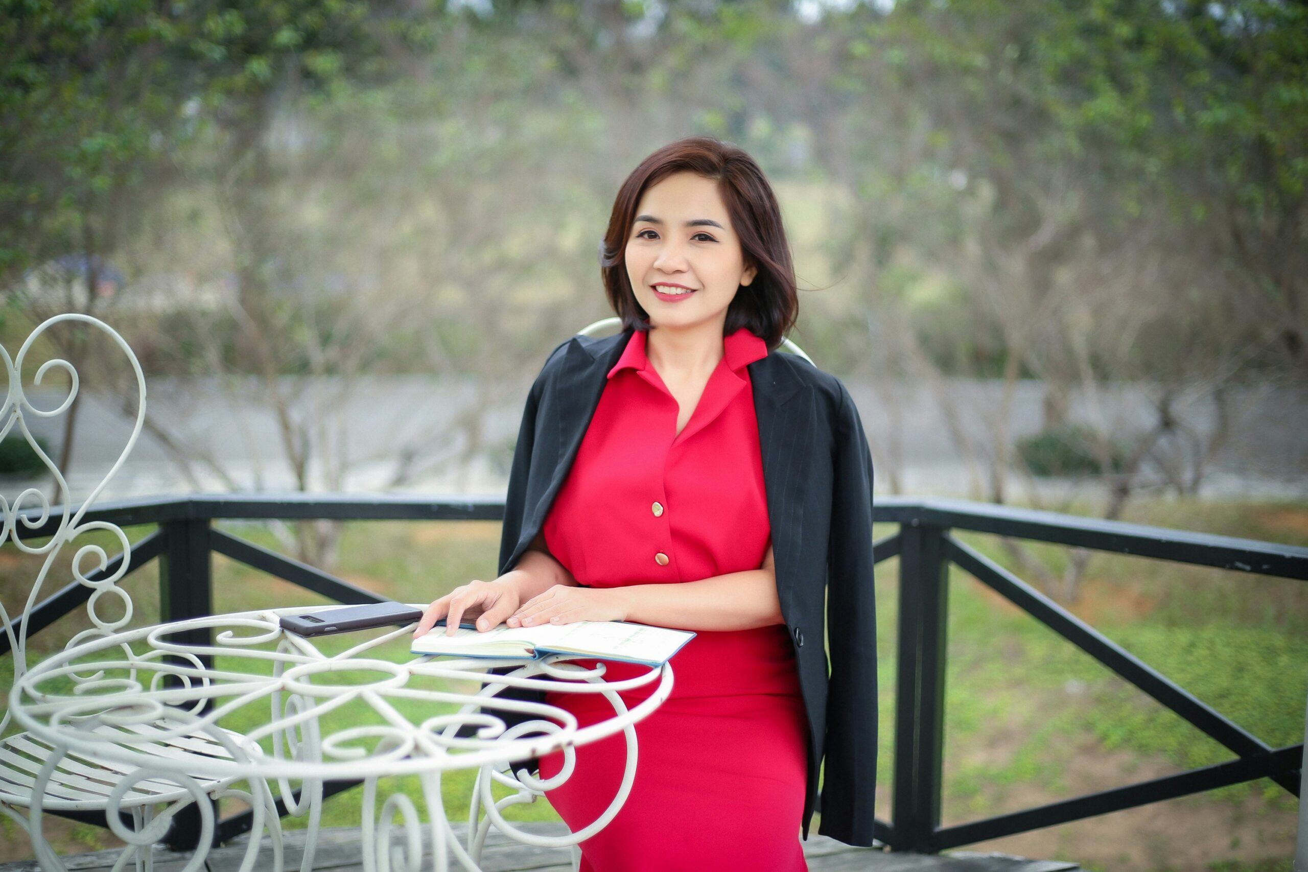 syle-studio-zk5OX6h2jKE-unsplash